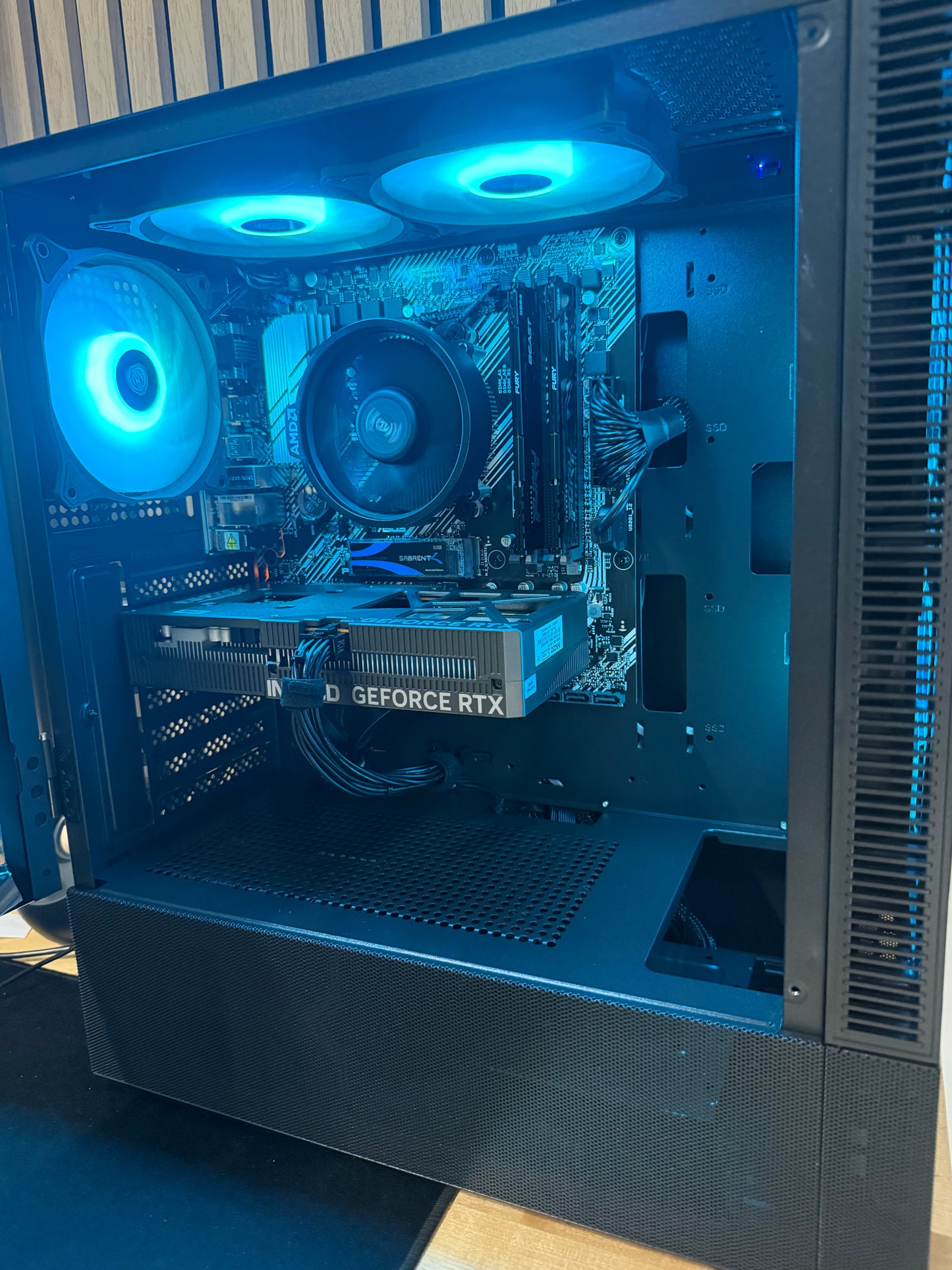 Titan 200 Refurb Custom PC (Built to order)